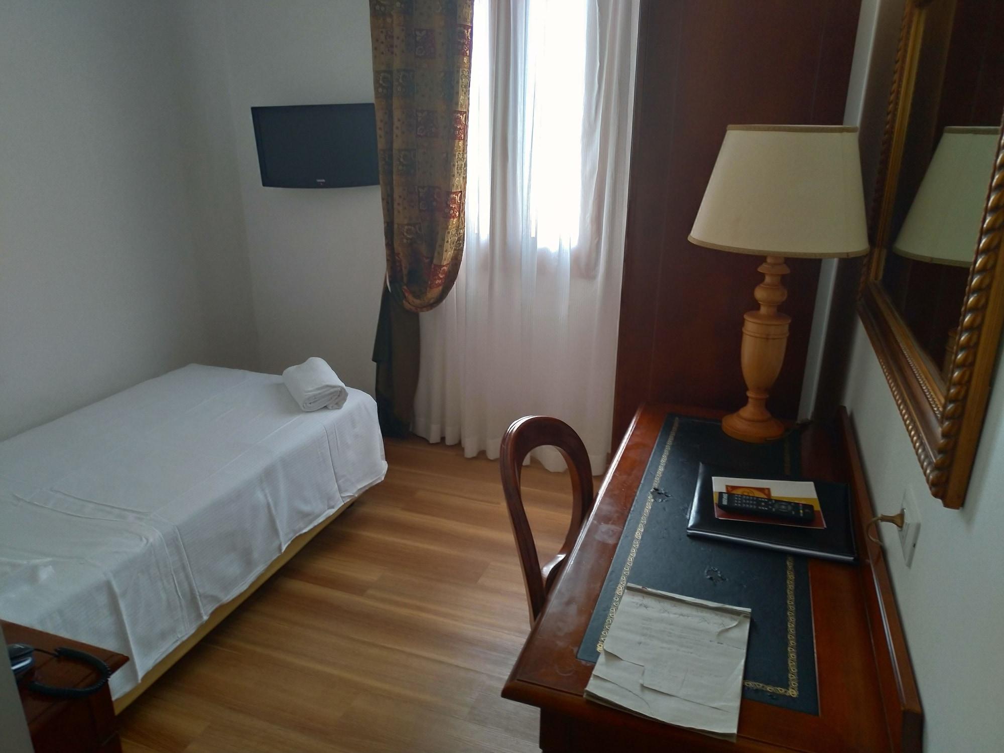 Hotel Giardinetto Venezia Lido di Venezia Exterior photo