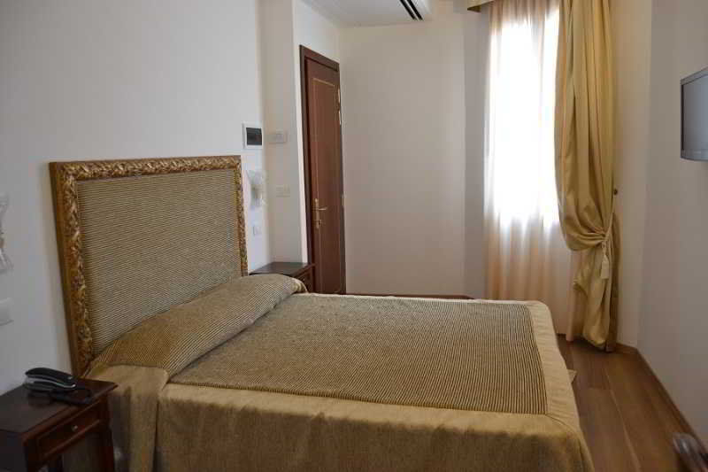 Hotel Giardinetto Venezia Lido di Venezia Room photo